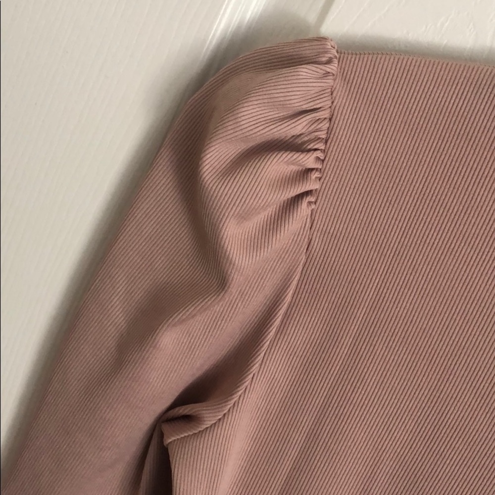 H&M Puffed-sleeve Ribbed Top - Picture 3 of 5
